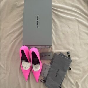 Balenciaga Women's knife Pink Pumps